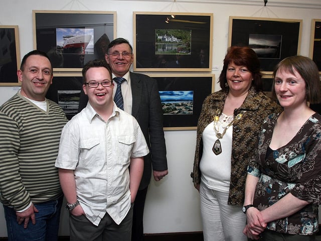 The Deputy Mayor of Derry Councillor Patricia Logue, opening the Eden Place Arts Centre, 'End of Term' art exhibition, with (from left) exhibitors Philip Browse and Michael O'Donoghue, Gus Hastings, centre manager and Judy Logue, art centre co-coordinator. (1903T09).