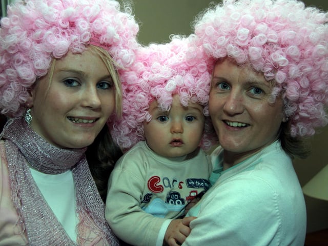 Deanna smiles for the camera with her mum Roisin and brother Jude 0028JML : Parties and celebrations March 2006: Deanna Carter.