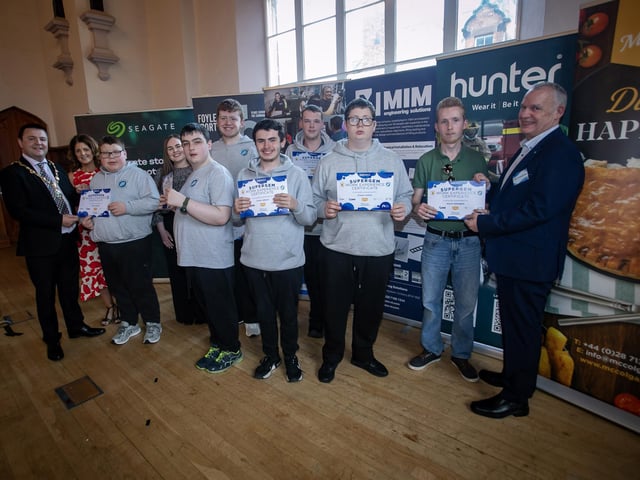 The young award winners from Ardnashee College pictured receiving their certificates from the Mayor, Ruairi McHugh, Joanne Sweeney and Paul Kirkpatrick, GEMX. Included in photo is Niamh Crawford, Foyle Port.