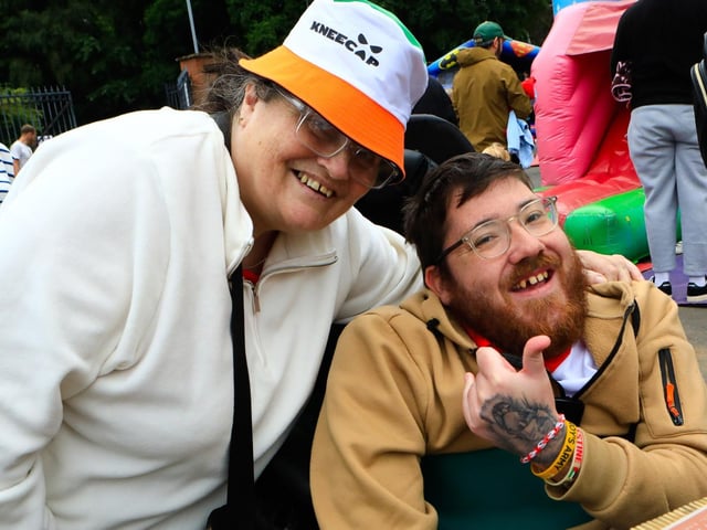 Bridie O’Brien with her son Jim at the Féile Family Festival held in the Gasyard Centre. (Photo - Tom Heaney, nwpresspics) : .