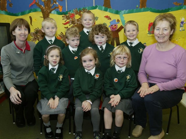 St. Columba's Ps P1 pupils with class teacher Vera harte and clasroom assistant Sally Thompson.  (0310JB20):20 years on: Young people across Derry and Donegal starting school in September 2003