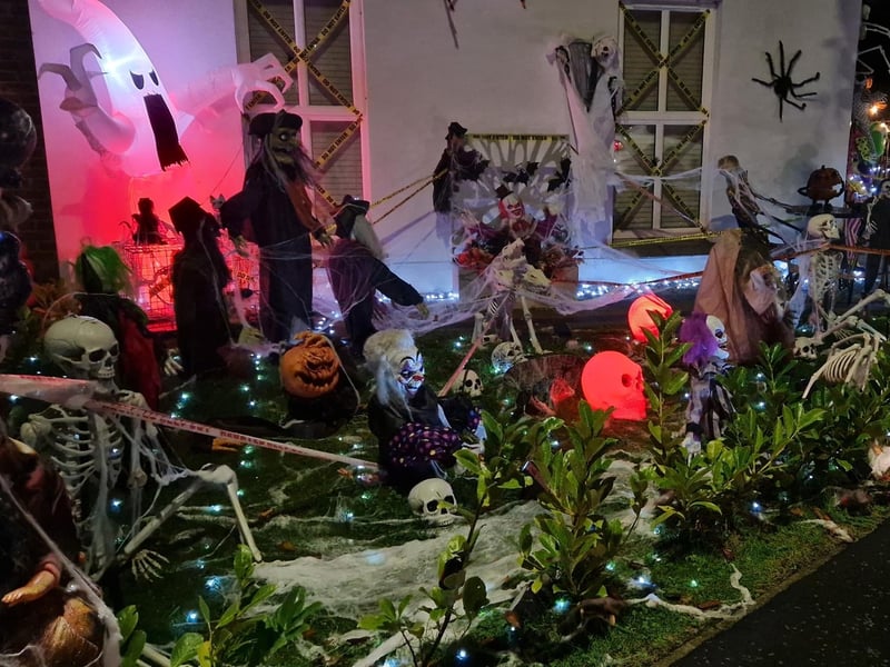 The brilliant Halloween decorations at Ivy Mead Hillocks are drawing crowds and encouraging donations to support the Northlands Addiction Centre.