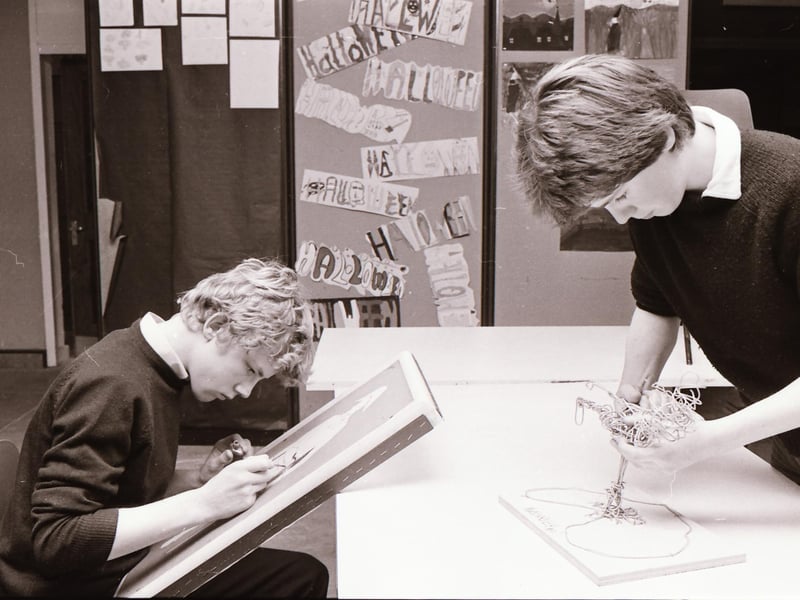 An arts course in Carnhill High School.