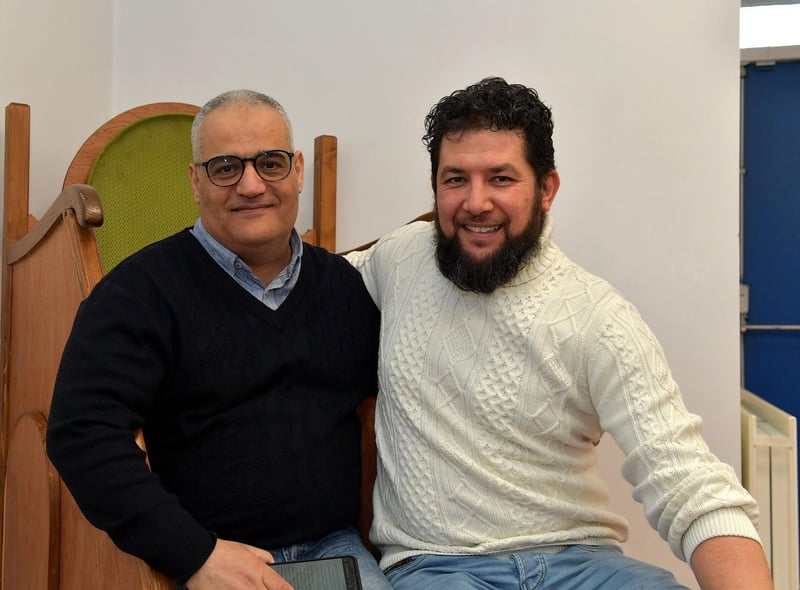 Mohamed Abou Samra with local businessman Mohamed Ali at the North West Islamic Association’s Tea and Tour day in Pennyburn on Sunday afternoon last. Photo: George Sweeney. DER2311GS – 07