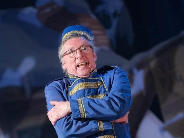 Conal Gallen is a comedian, actor and singer and needs no introduction to audiences across the North West. From Ballybofey, he is known for his hilarious self-penned songs and plays, he recently played 'Buttons' in the Millennium Forum's 'Cinderella.'
