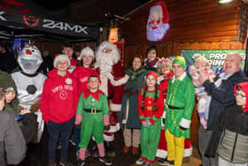 The Mayor Councillor Patricia Logue was on hand at Amelia Court in Steelstown to switch on the Christmas Lights and meet Mr and Mrs Claus whose Grotto officially opened for the festive period until Christmas Eve. This year donations are in aid of the Foyle Hospice and Macmillan Cancer Support
