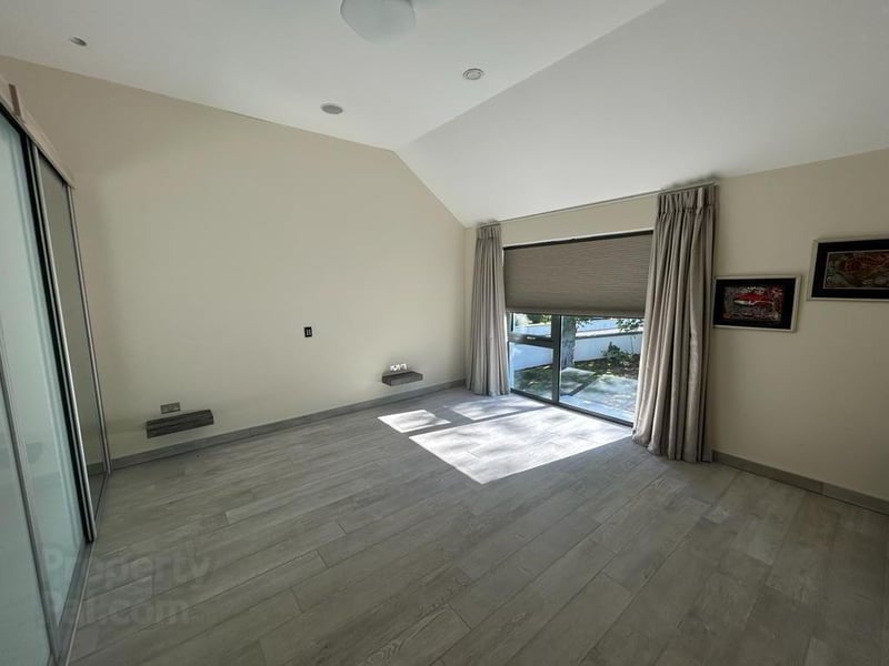 Property: Sleek and modern 5 bed home for sale in Culmore area of Derry