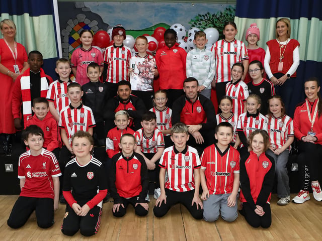 DCFC pre-Cup final visit to Longtower PS Patrick McClean and Tyler Smith.  (Photo - Tom Heaney, nwpresspics)