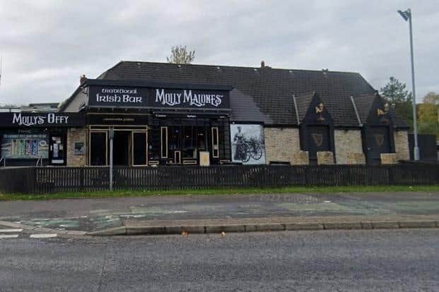 The new bar is located at 122 Northland Road at the Aileach Road Roundabout, in premises that were formerly home to the Venue, Rafters and most recently Molly Malone’s.