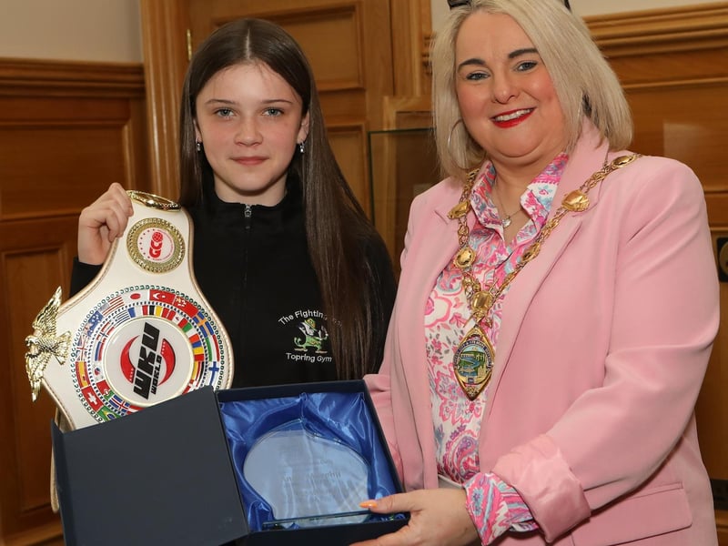 Annie Murphy civic reception 1 - Mayor Sandra Duffy makes a presentation to 13 years old Annie Murphy, winner of the WKU Pro-Am World Kick-boxing title at a civic reception held in the Mayor’s Parlour. (Photo - Tom Heaney, nwpresspics)
