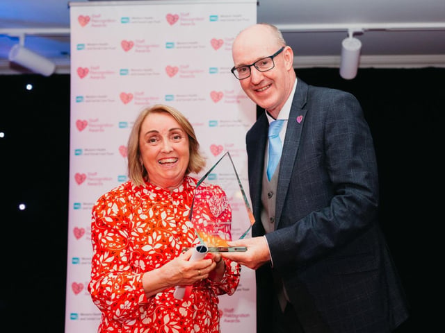 Eileen Tyler, Rapid Response Team, Trustwide winner Lifetime Achievement Award.