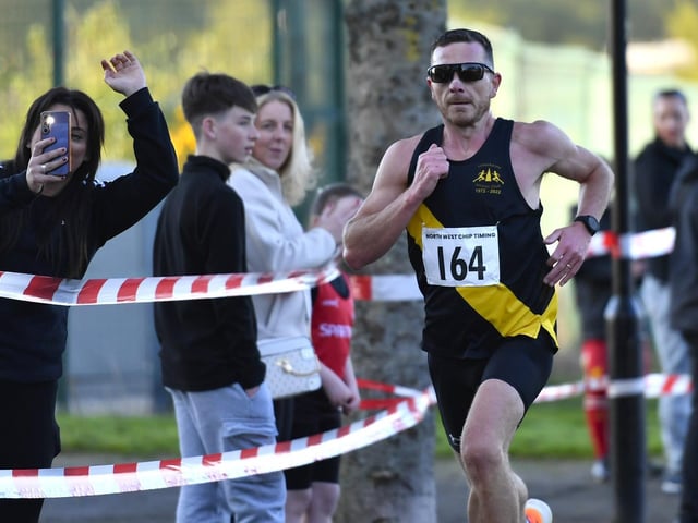Danny Mooney, Letterkenny AC, finish second in the Bay Road 5K. Photo: George Sweeney