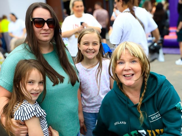 Lisa, Bronagh, Storm, Elizabeth with pooch “Shadow” at the Féile Family Festival held in the Gasyard Centre. (Photo - Tom Heaney, nwpresspics) : .