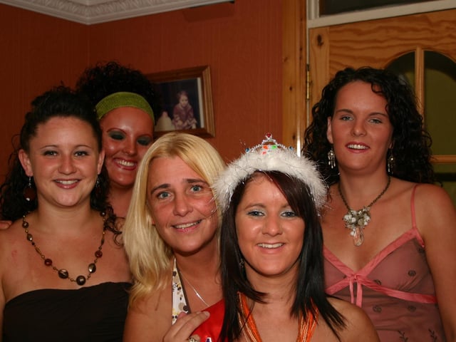 Danielle Laura Michelle and Daniele enjoying the party 8042dd : Derry Parties & Celebrations August 2005: Ball.
