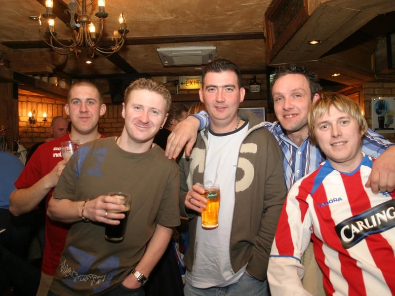 PubEye: Upstairs Downstairs bar in Derry's Waterside back in 2004.