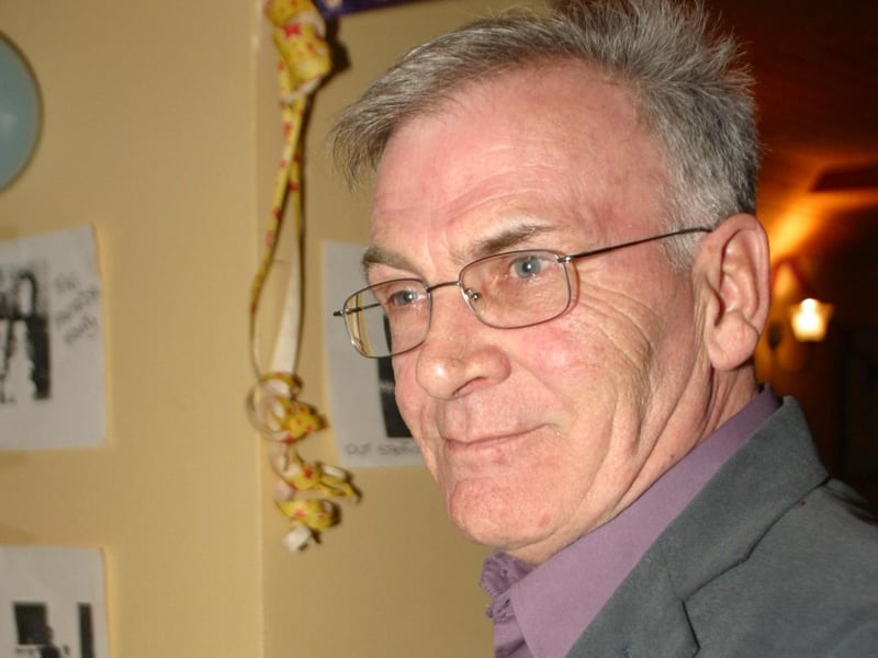 Parties and celebrations in Derry back in 2004. Charlie Anderson.