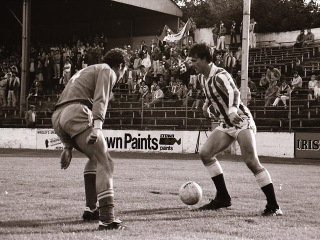 Home Farm v Derry City at Tolka Park.