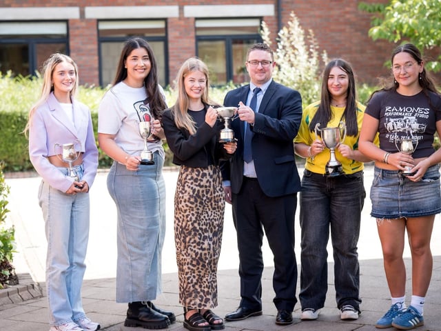 Top Performing Student in Each Subject. Sorcha O’Neill, Sophia McGinnis, Eve McGinley, Mr Declan McCay (Head of Senior School), Roma Doherty, Kelsey Evans.