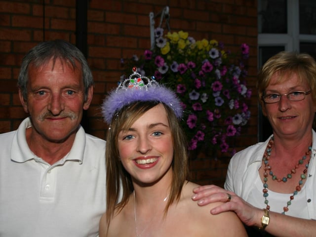 Clare pictured with Dad Hugh and Mum Pat  7091dd : Parties and celebrations in Derry back in July 2005: Clare Smith.