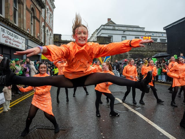 The annual St. Patrick’s Day Spring Carnival took to the streets of Derry on Tuesday as the annual celebration brought entertainers into the city centre before a parade watched by thousands made its way down Shipquay Street past the historic Guildhall. Picture Martin McKeown. 17.03.26