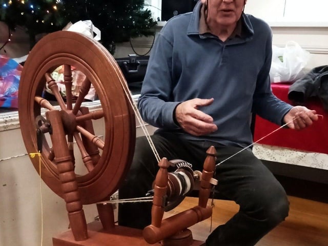 Johnny Shiels (Spinning) – A third-generation spinning wheel maker preserving traditional craftsmanship.