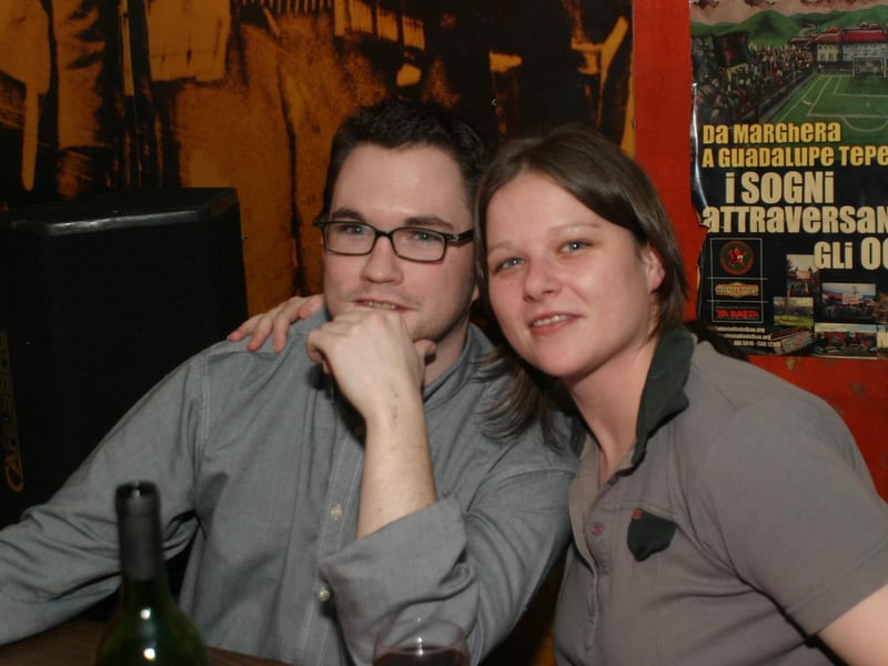 PubEye: Sandinos bar in Derry back in 2004.