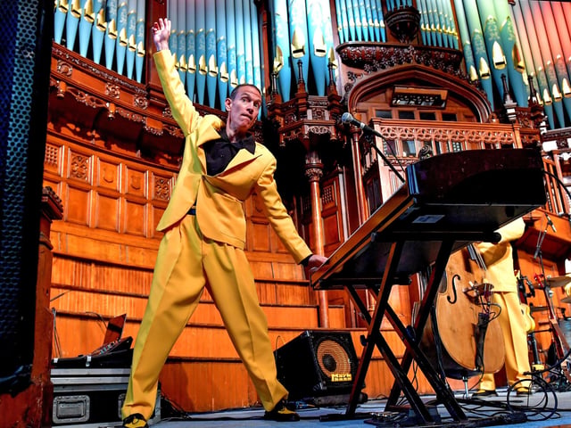 The Jive Aces’ pianist Vince "Professor" Hurley performs, in the Guildhall, during the Jazz Festival weekend.  Photo: George Sweeney.  DER2317GS – 149