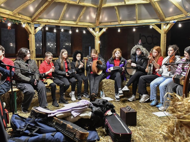 Folk musicians at the Cathedral Quarter. Photo: George Sweeney