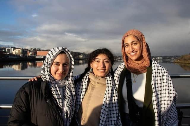 Participants in the Palestinian solidarity demonstration on the Peace Bridge on New Year's Eve.