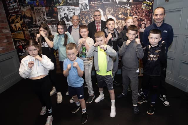 A number of the young boxers from Oakleaf BC pictured before Tuesday evening's premiere on their club at the Nerve Centre, Derry. Included are boxing supremos Edmund Donnelly, Eugene Duffy and club coach Eugene O'Kane, Junior. (Photos: Jim McCafferty Photography)