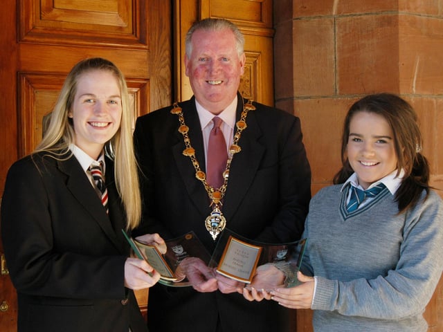 Derry and Donegal secondary school pupils in October 2003