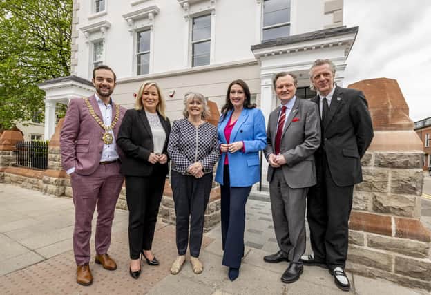 Lord Mayor Micky Murray, First Minister Michelle O'Neill, Marie Heaney, Deputy First Minister Emma Little Pengelly, Vice-Chancellor Professor Sir Ian Greer and Professor Glenn Patterson
