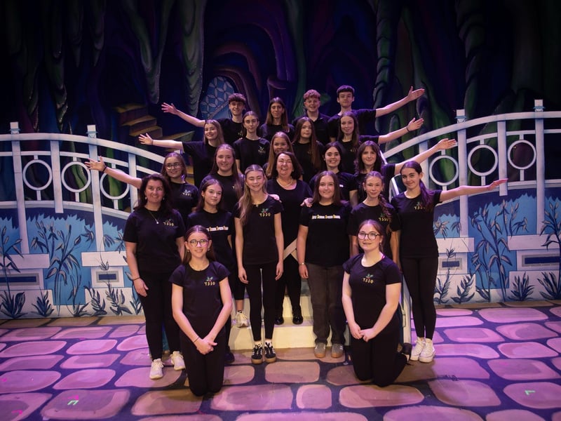 Mrs Biddle and her daughter Blathnaid with their Senior Pupils at Wednesday night's show.