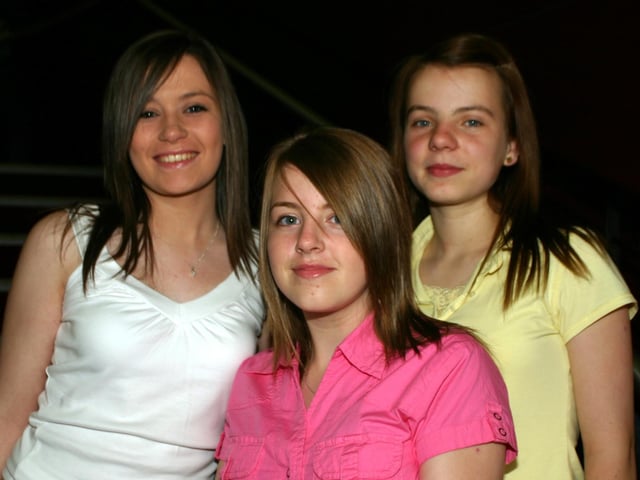left to right Laura Cunningham Colleen McBrearty and Shauna Hamill 6568dd : Colleen McBrearty out partying with friends.