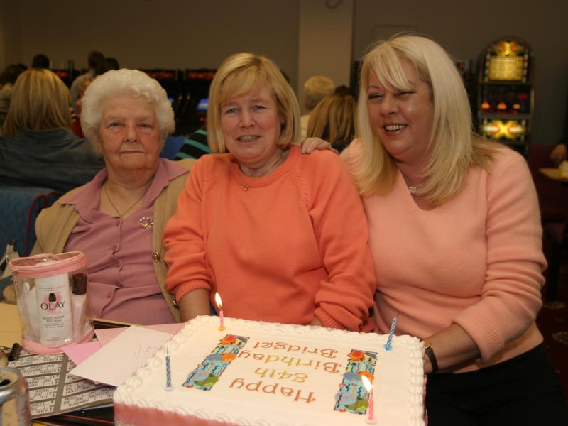 Pictures of Derry parties and celebrations in December 2003