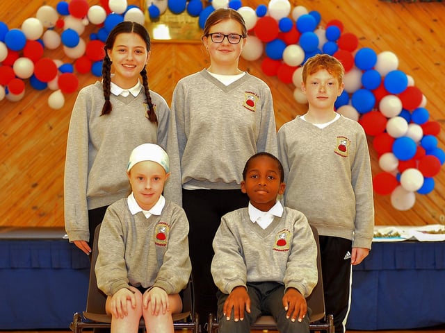 Mr Torney’s P7 leavers class at Fountain Primary School. Photo: George Sweeney. DER2321GS – 114