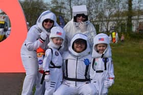 DER- GUINNESS WORLD RECORD ASTRONAUTS
Families arrived at Bay Road Park to take part in a successful world record attempt for the most people dressed as astronauts in one place. Photo: George Sweeney. DER2216GS – 191