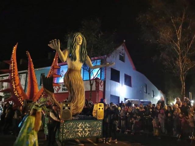 The stunning Carndonagh Halloween parade on Sunday night was a huge success.