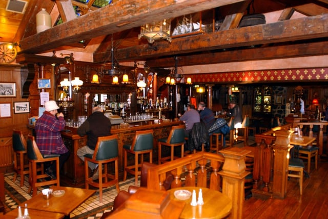 The Tul na Rí / Simpson's bar back in January 2003.