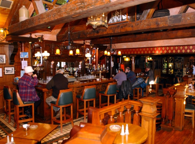 The Tul na Rí / Simpson's bar back in January 2003.