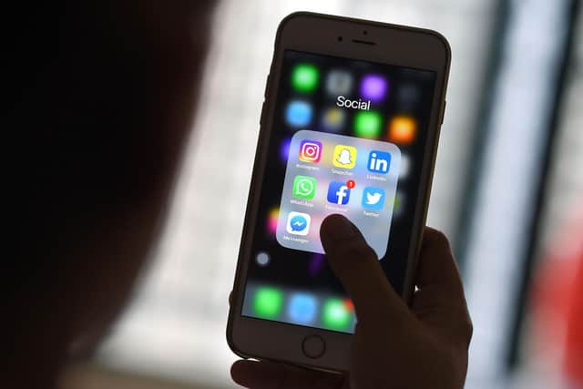 Hundreds of people are having issues using Facebook Messenger - here’s what is being affected 