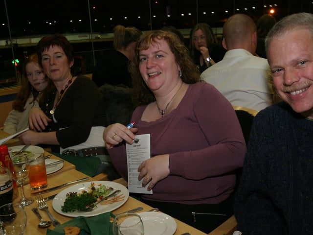 Aine Alonan, Josie Alonan, Carmel McKim, Mike McKim 0003/JML : Parties across Derry in January 2006.