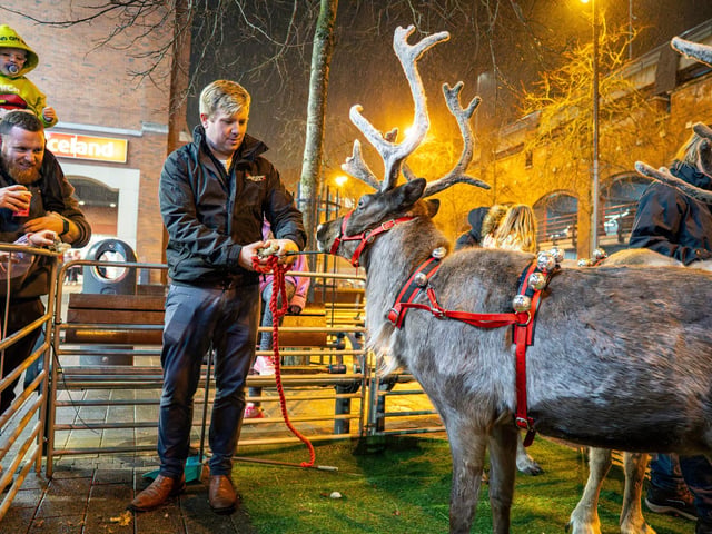 Derry, Northern Ireland. 7 November 2025. Christmas celebrations get underway at Foyleside Shopping Centre as Santa arrives to launch the festive season. Credit: Aodhan Roberts. : Christmas at Foyleside. Photos by Aodhán Roberts.