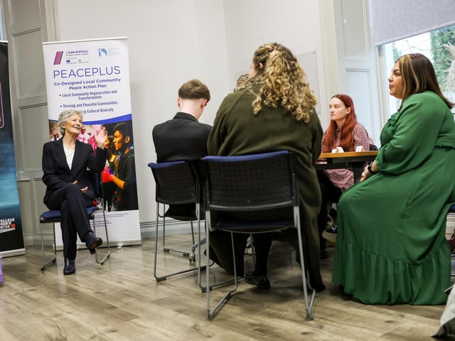 On the final day of her visit to Belfast and Derry, President Catherine Connolly visited Youth Action Northern Ireland, Peace and Reconciliation Centre, at St. Columb’s Park House where she met Programme Manager Dominic Bonner and CEO Dr Martin McMullan.