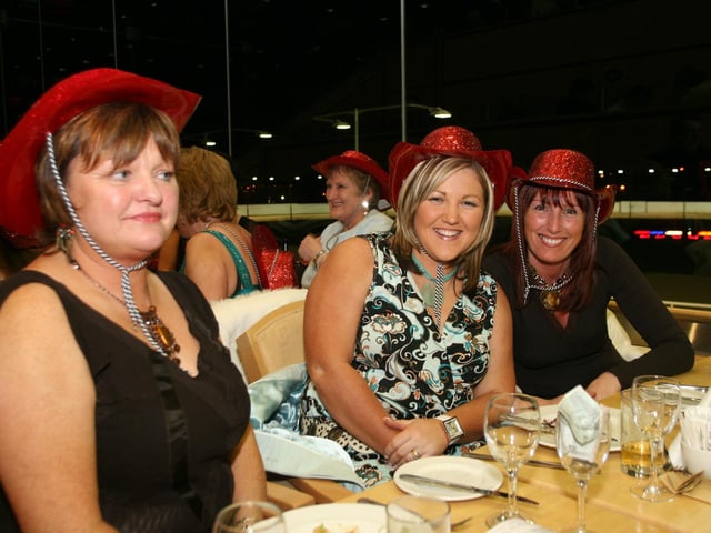 Heading down to the Lifford Races for your Hen Party back in 2005.