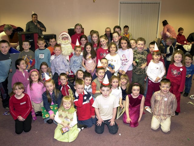 Derry nativities and Christmas shows from December 2003