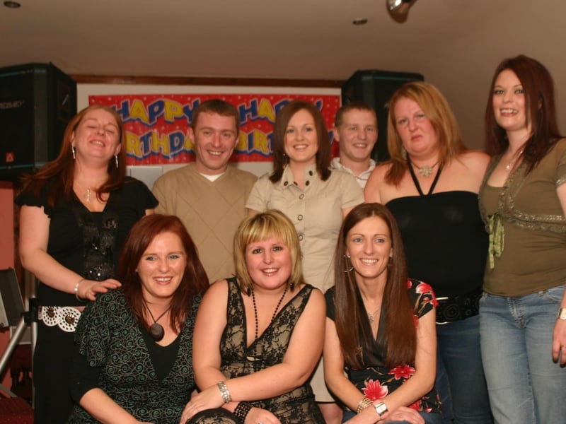 Charlene Thompson seated centre with her cousins 455 /dd : .