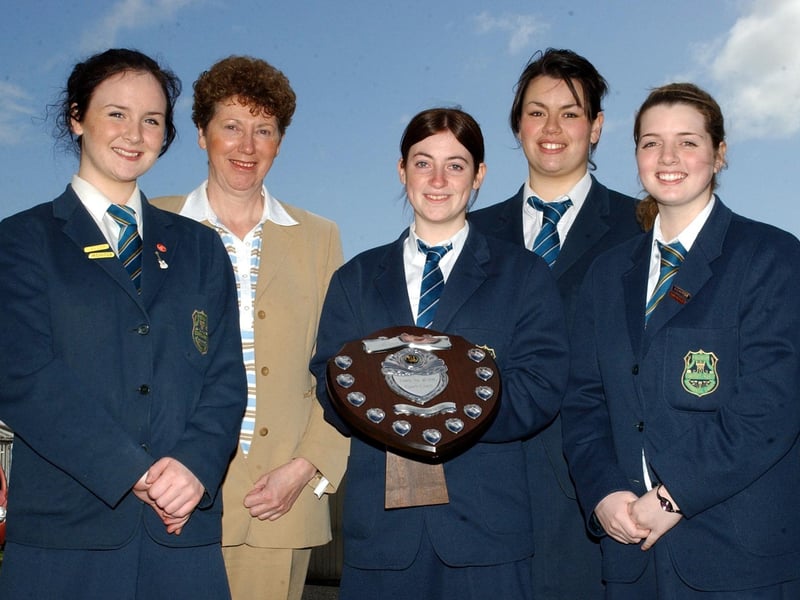 Miss Marian McAlinney, vice-principal, Thornhill College, with representatives of the school team who were awarded the Gael Linn Ashbourne Shield for the Grammar School displaying the best fluency and standard in speaking Irish. From left are Caoimhe Donaghy, Kelly Green, Mairead Crabtreeand Rosemary Laffety. Four members
the team also received scholarships for Gaeltacht courses. (1305C06)