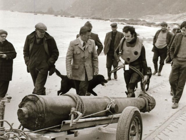 November 1975: Derry Sub Aqua Club members recover a cannon from La Trinidad Valencera four years on from discovering the 1588 Spanish Armada wreck off Kinnego Bay in Inishowen, Donegal.