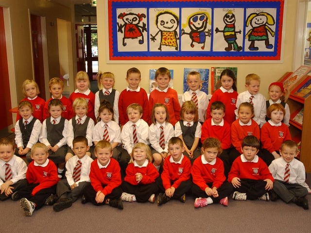 Primary 1 pupils from Drumahoe Primary School. (2609PG01):20 years on: Young people across Derry and Donegal starting school in September 2003